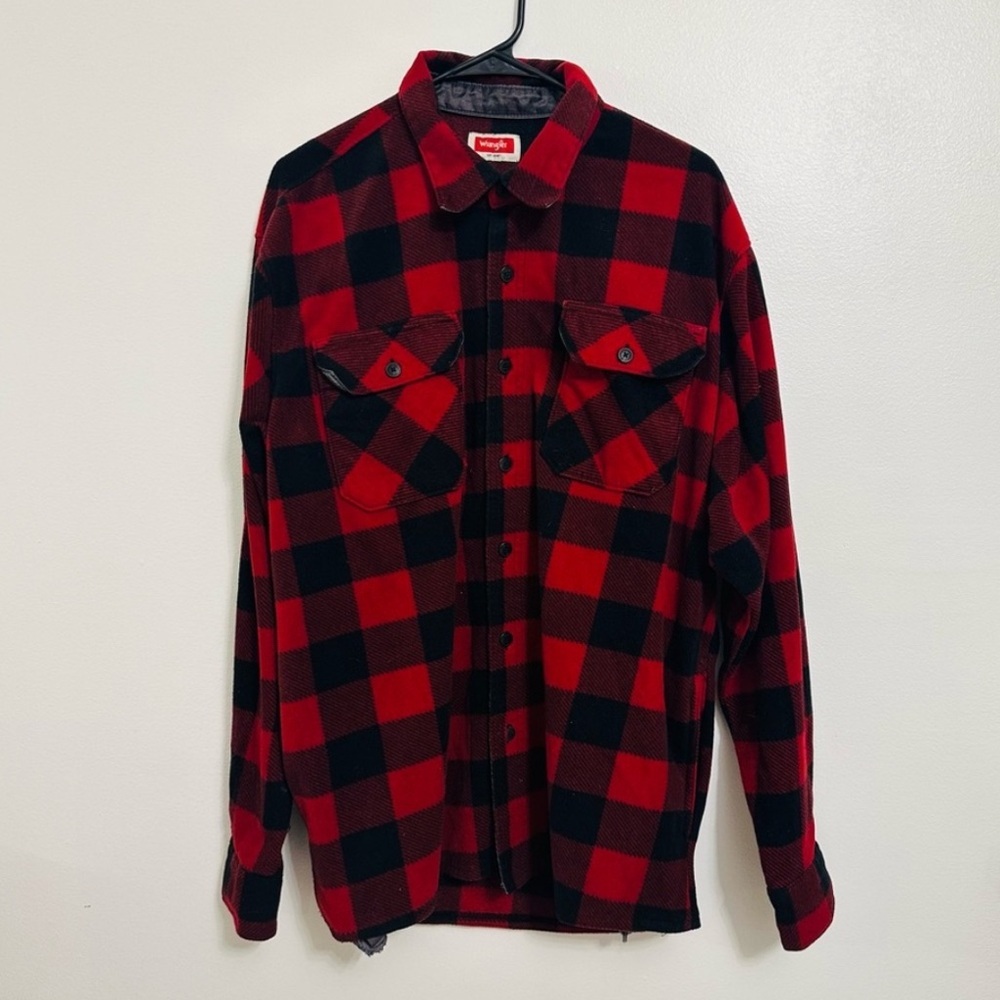 Wrangler Plaid flannel Shirt - Picture 2 of 4
